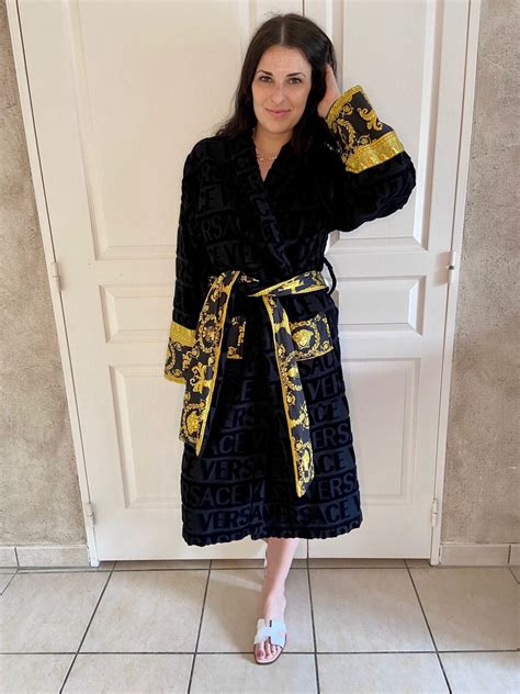 versace bathrobe review